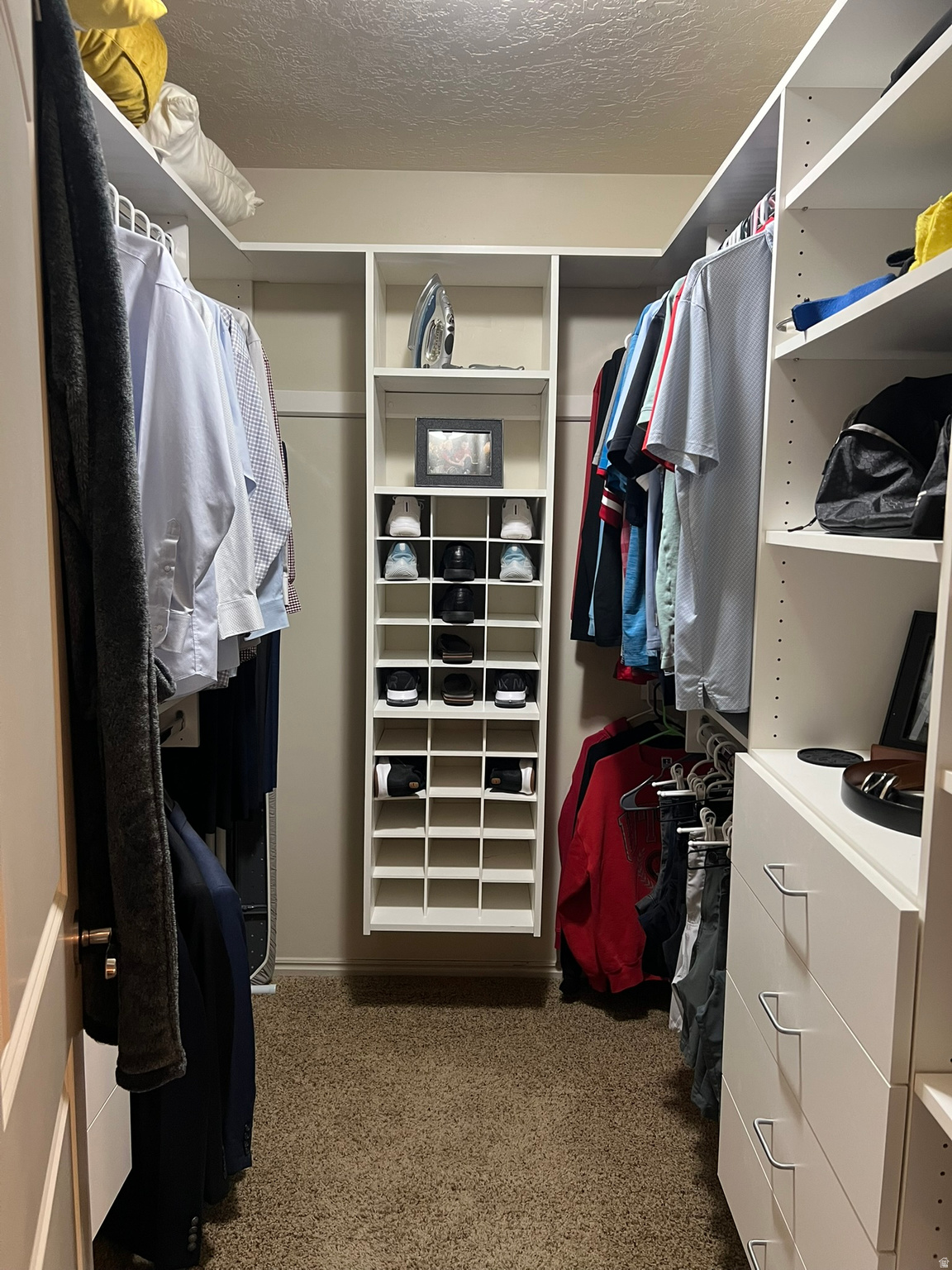 LUCAS HILLS - Residential