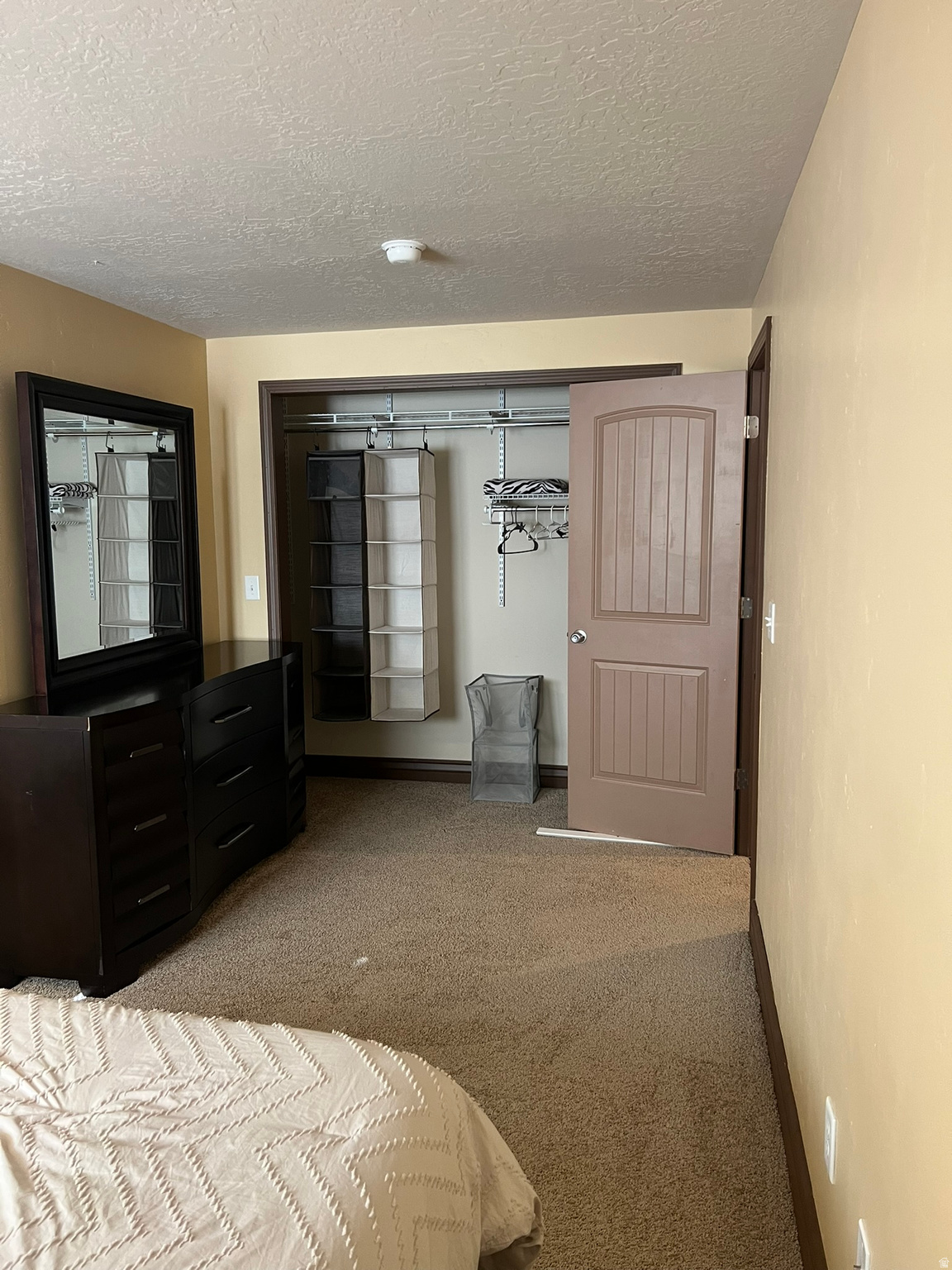 LUCAS HILLS - Residential