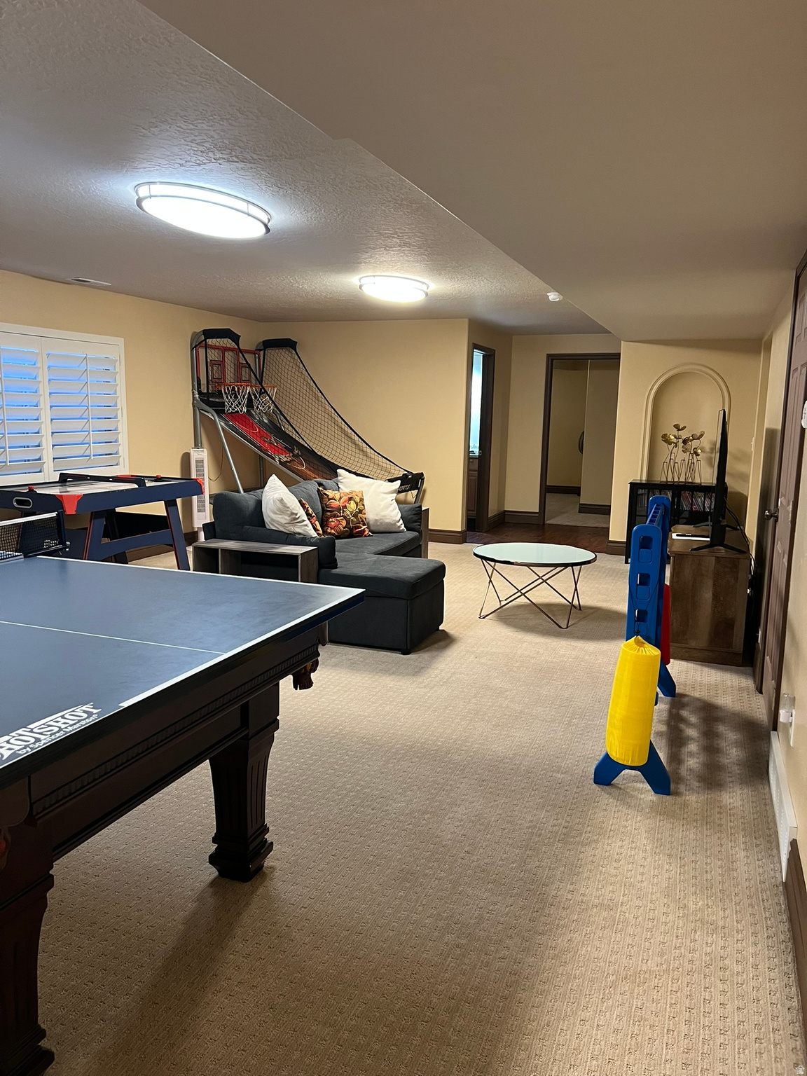 LUCAS HILLS - Residential