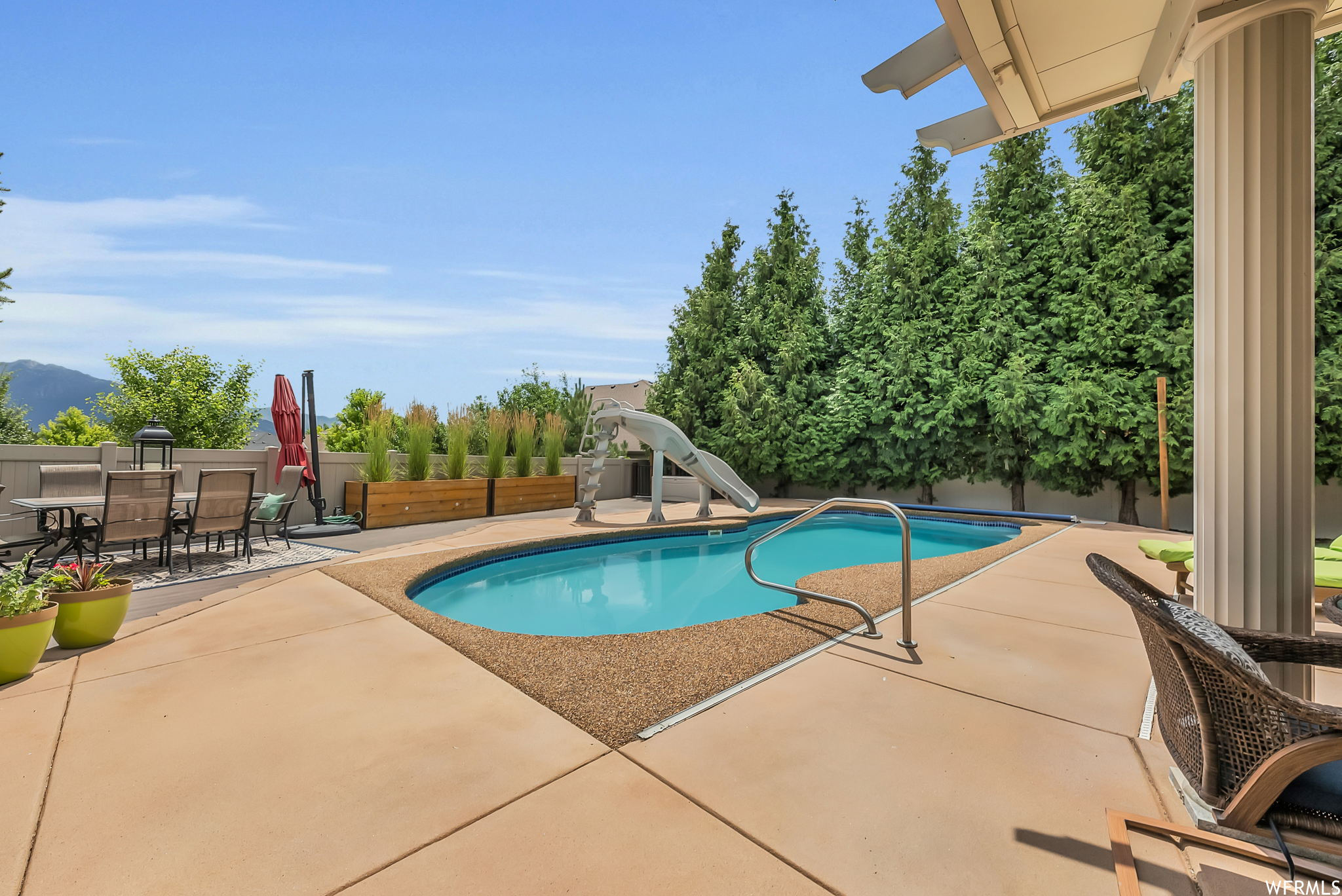 LUCAS HILLS - Residential