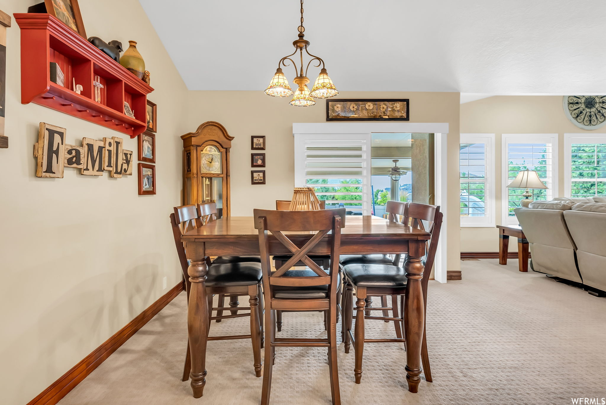 LUCAS HILLS - Residential