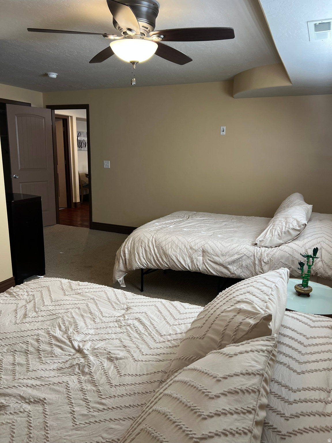 LUCAS HILLS - Residential