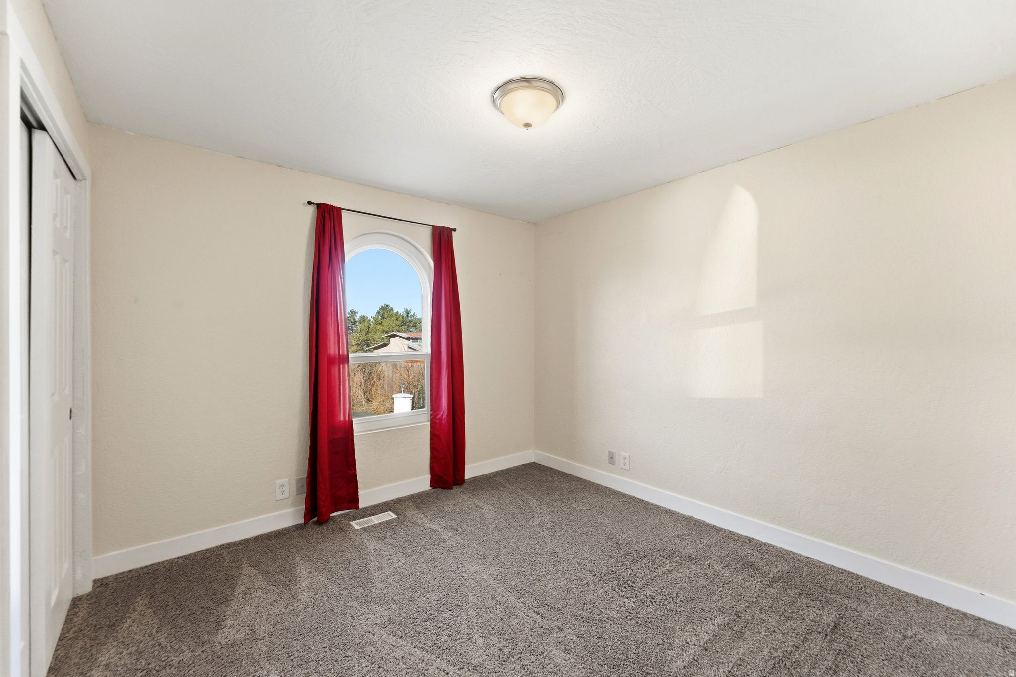 BLAKE HEIGHTS #12 - Residential