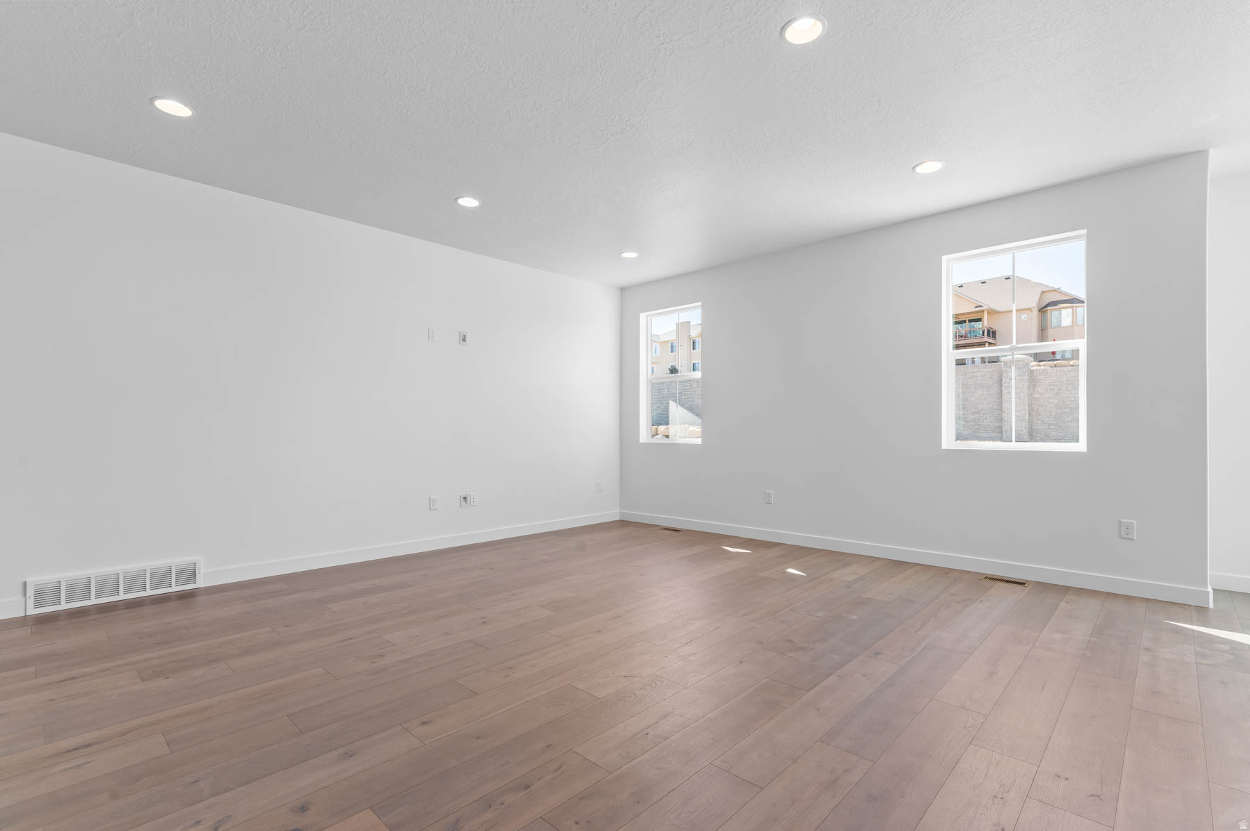 TANNER FLATS 37 - Residential