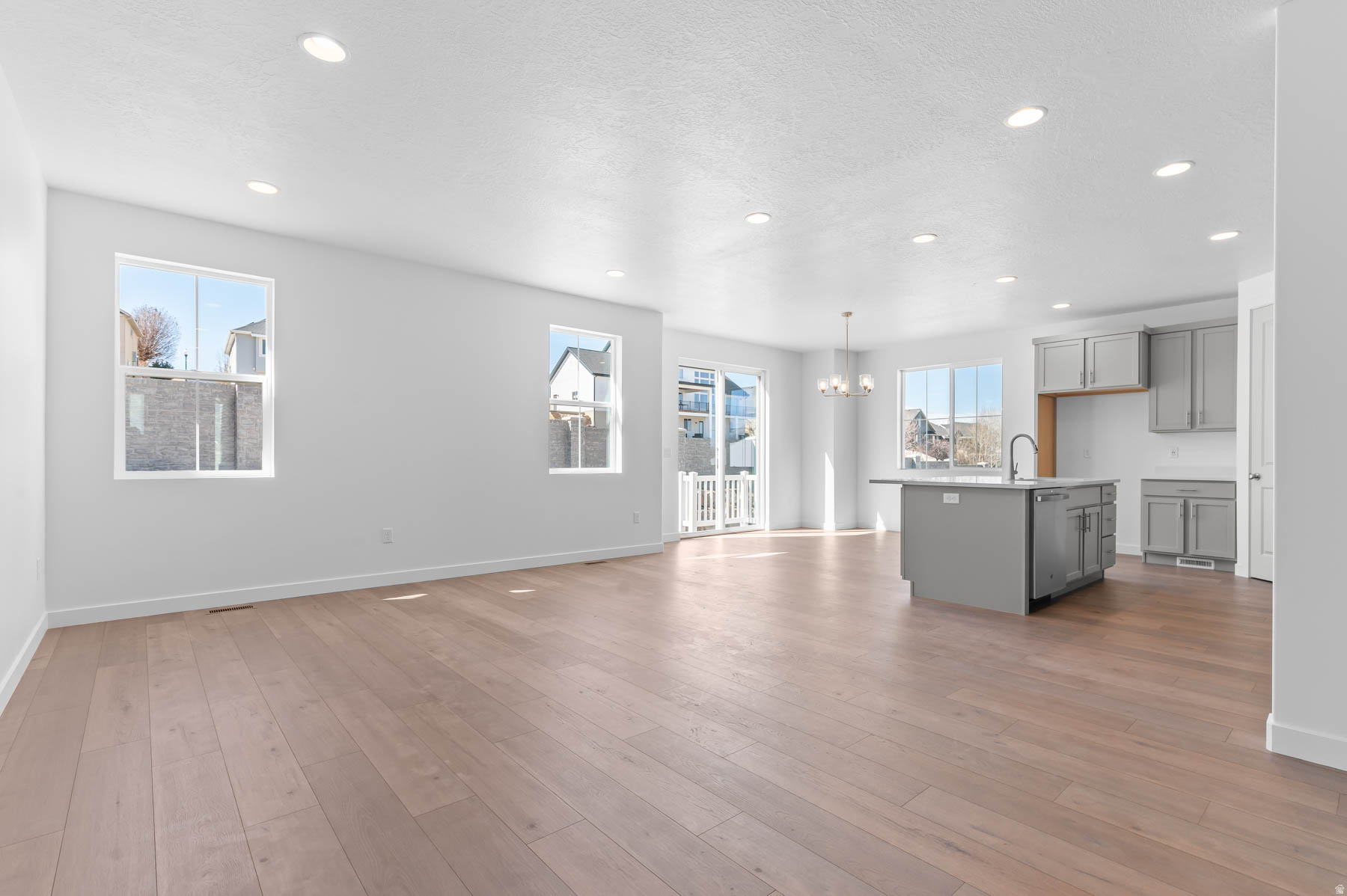 TANNER FLATS 37 - Residential