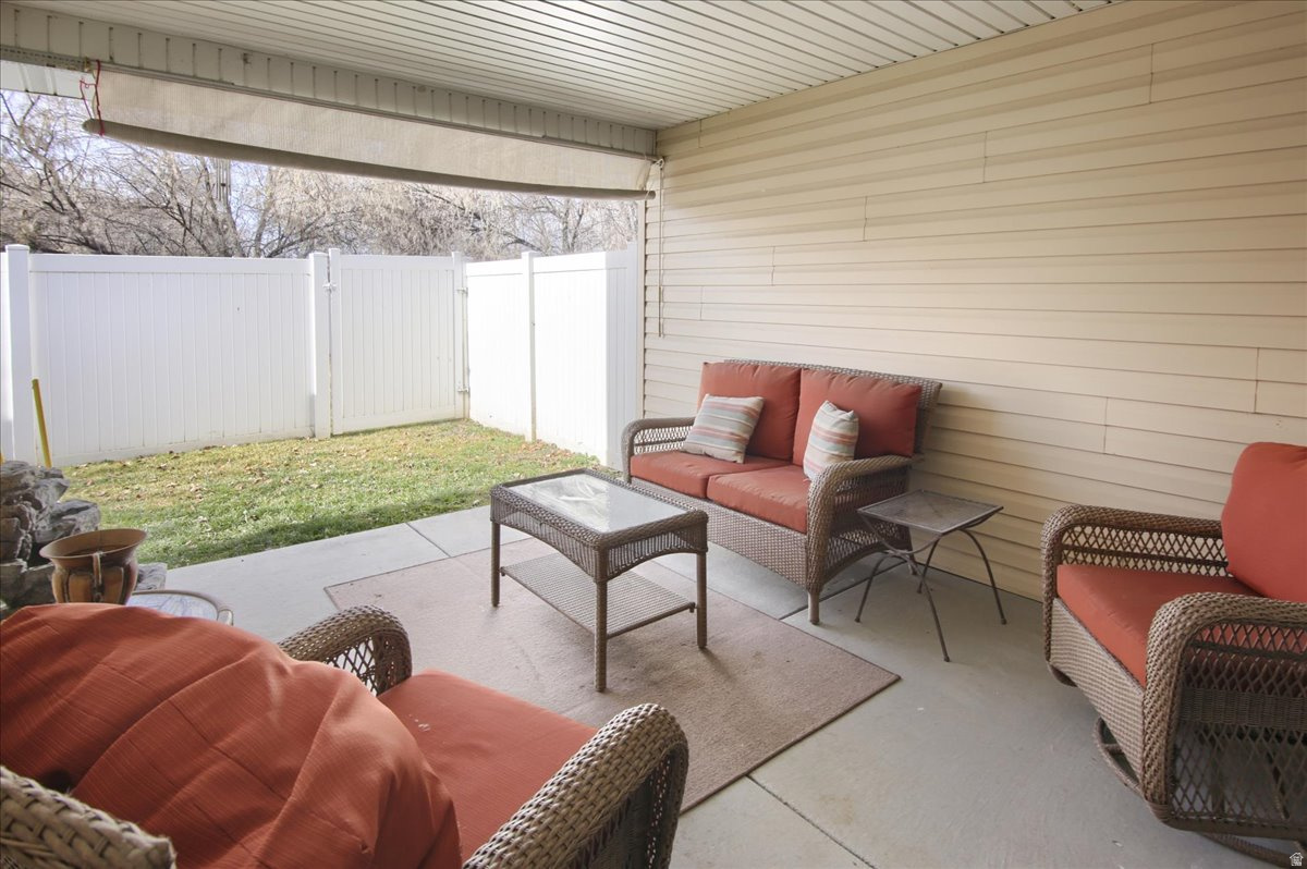 MIRA VISTA PUD THIRD AMD - Residential Income