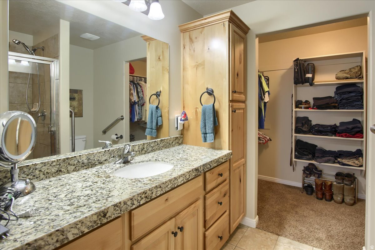 MIRA VISTA PUD THIRD AMD - Residential Income