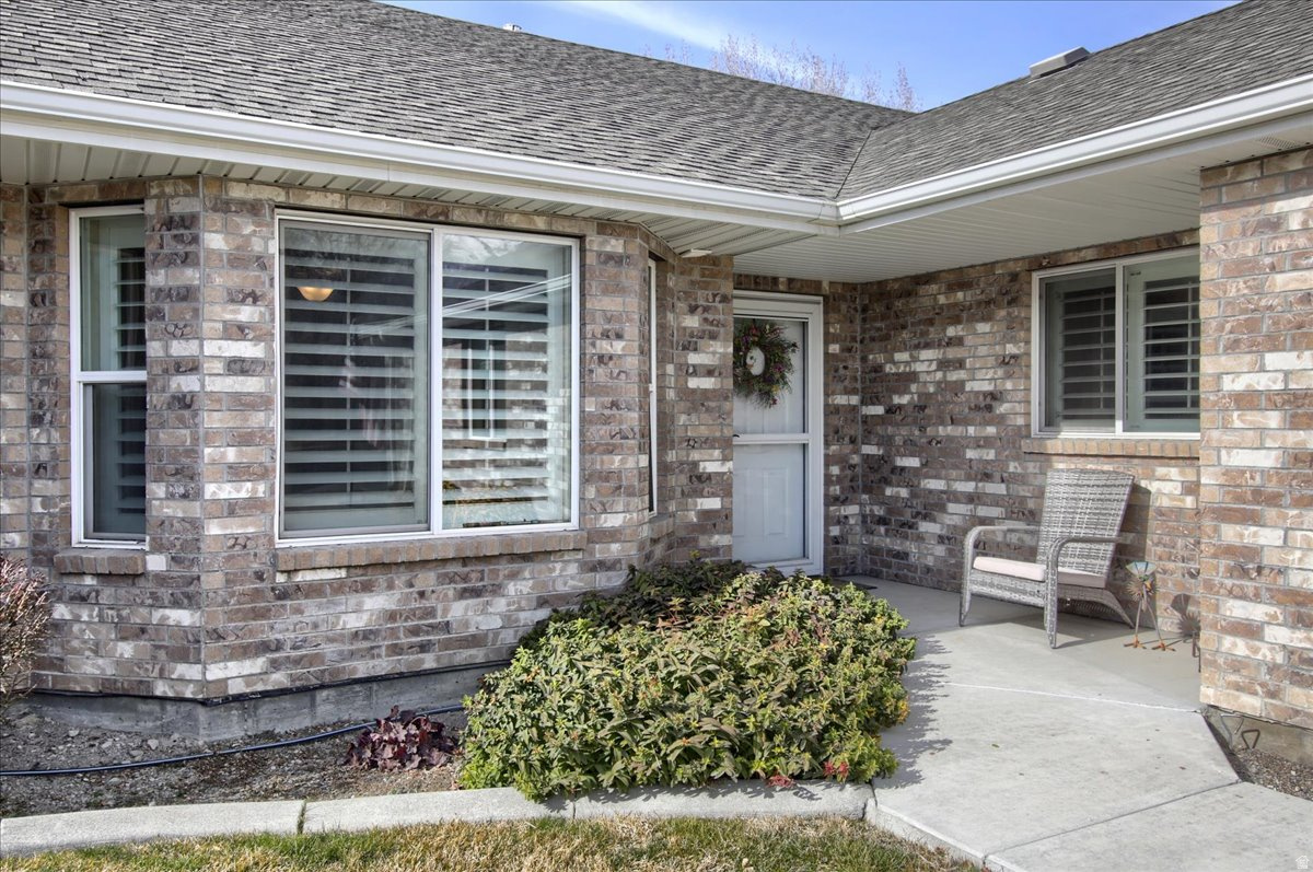 MIRA VISTA PUD THIRD AMD - Residential Income