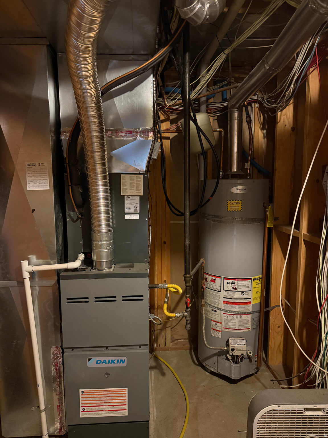 FOX POINTE - Residential