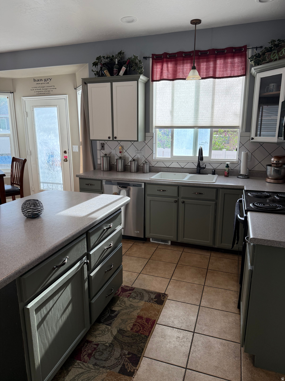 FOX POINTE - Residential