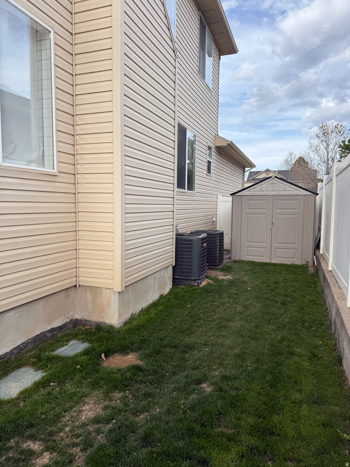 FOX POINTE - Residential