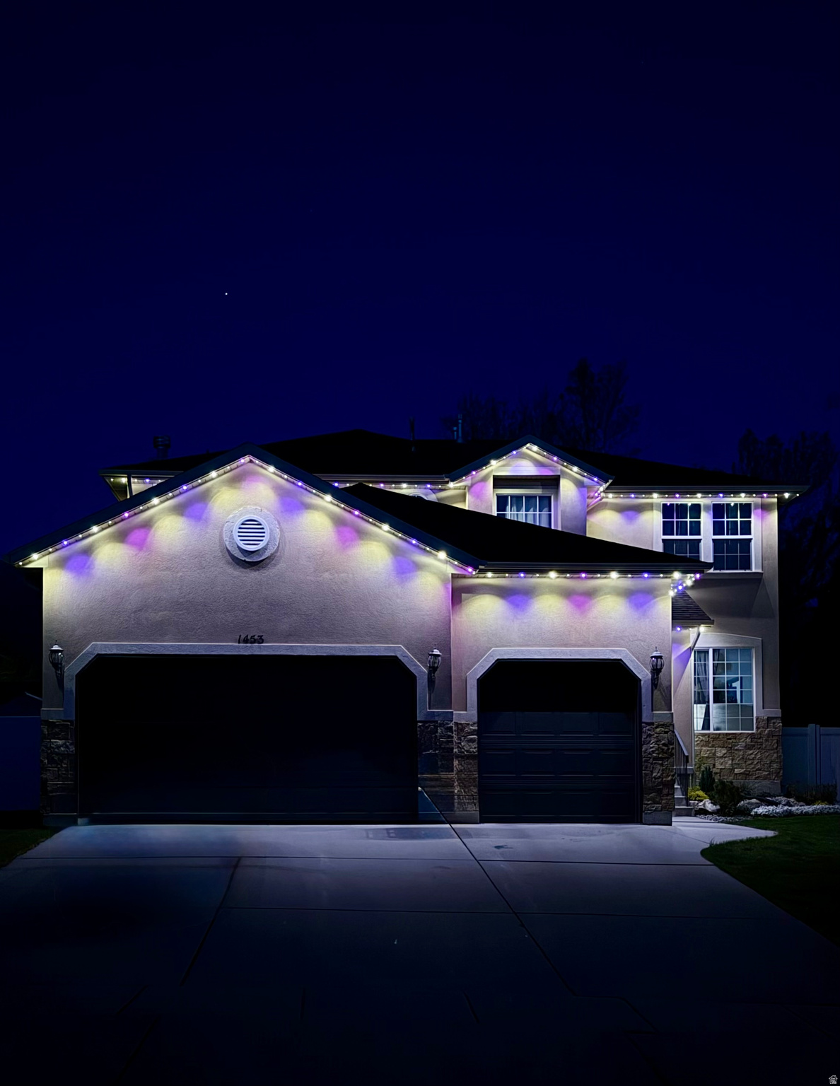 FOX POINTE - Residential