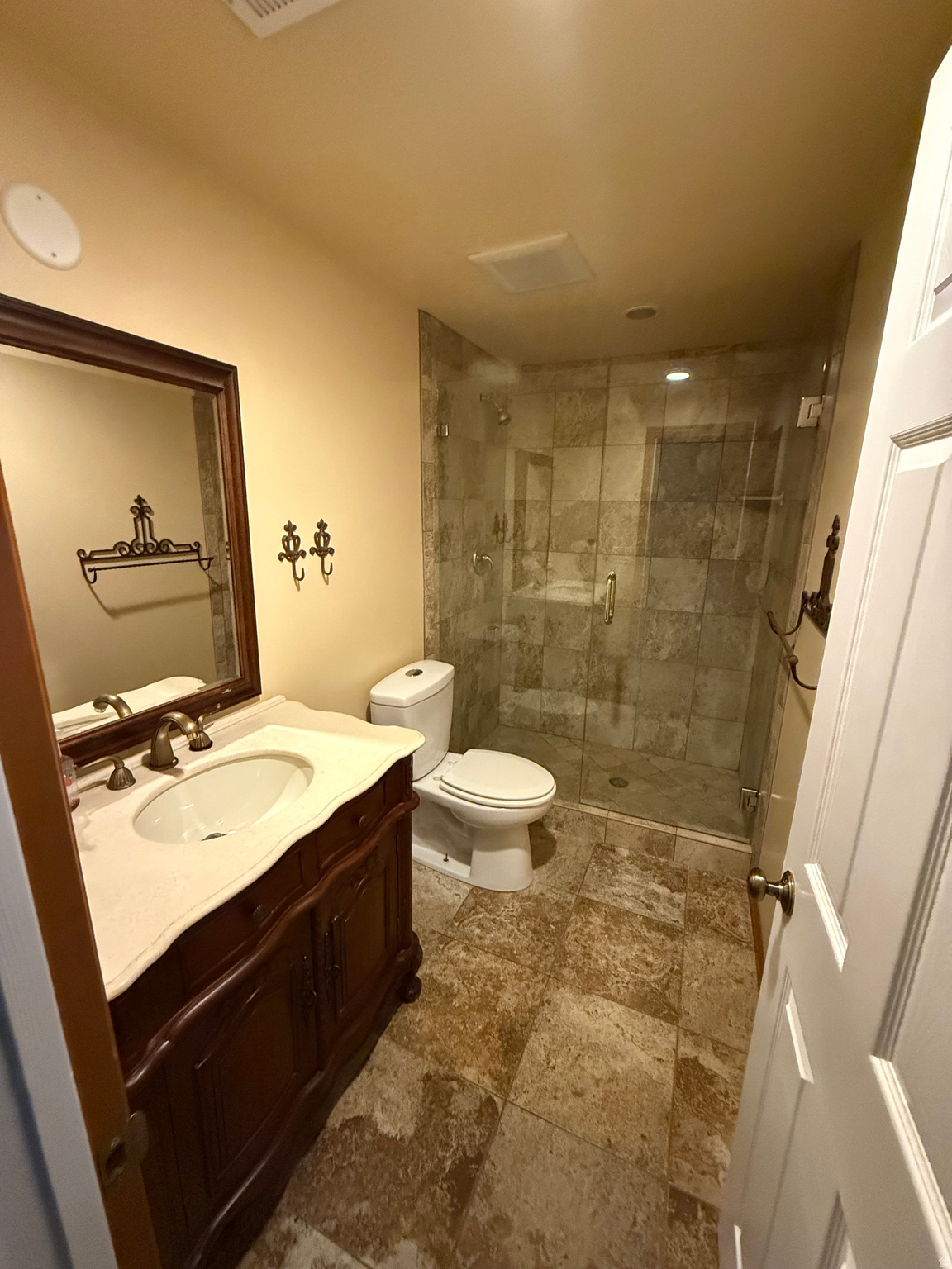 FOX POINTE - Residential