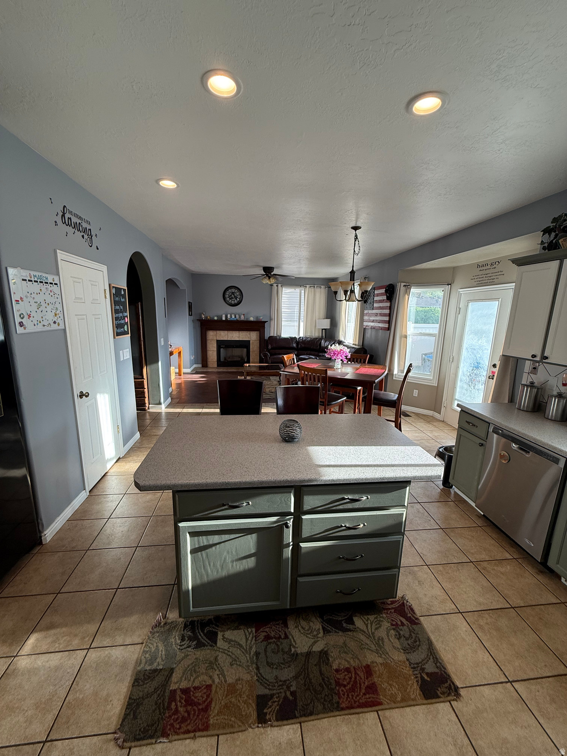 FOX POINTE - Residential