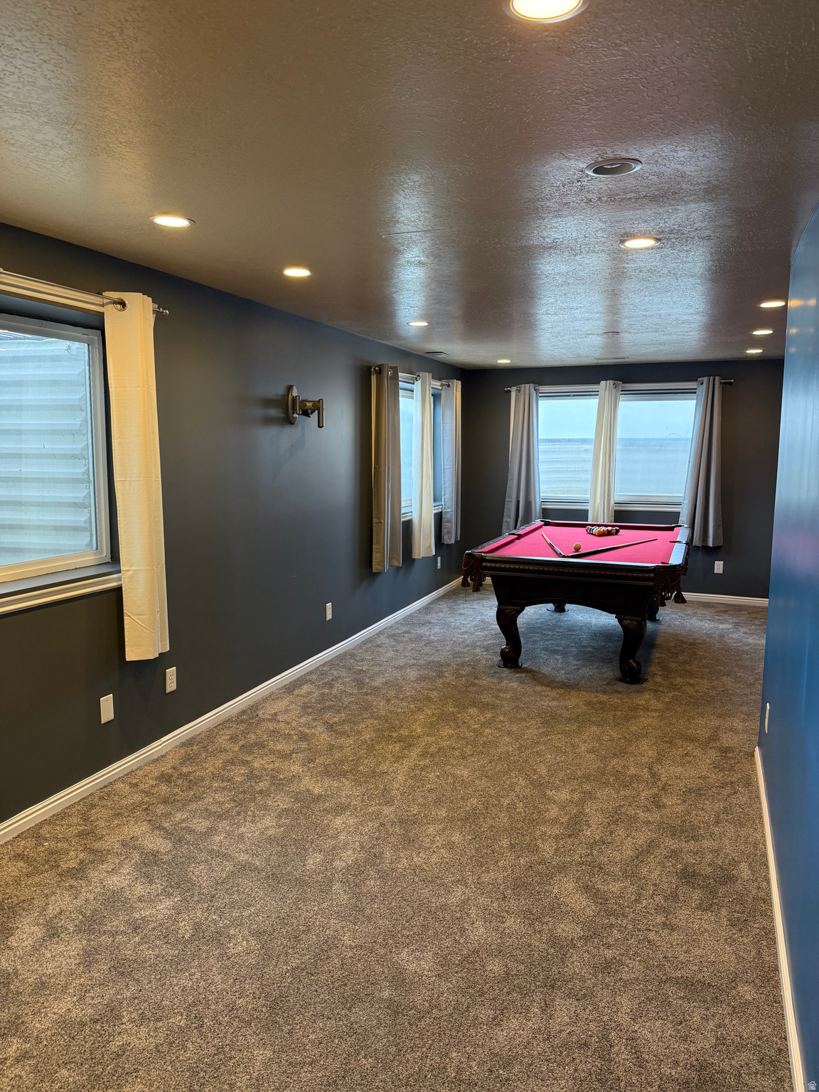 FOX POINTE - Residential