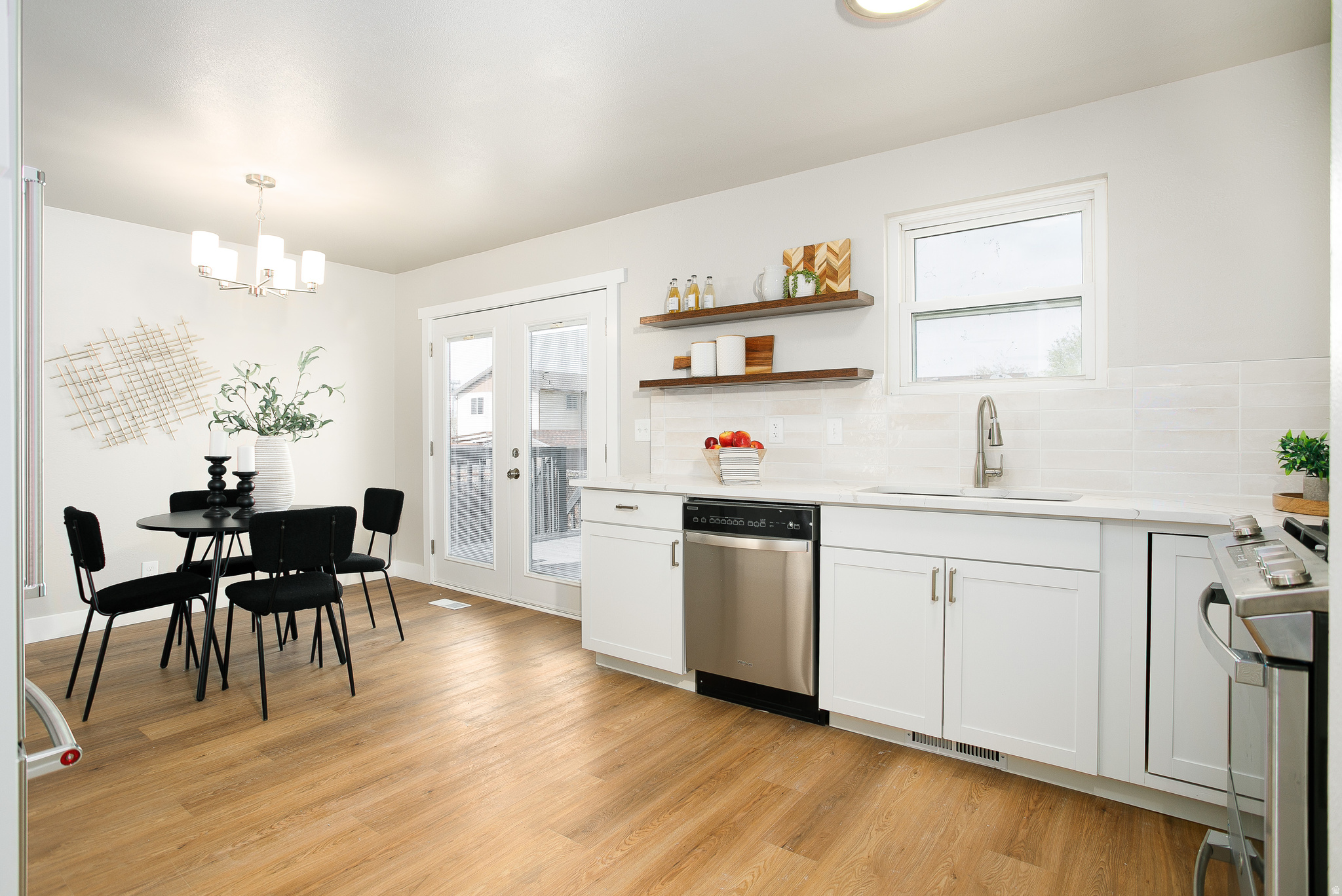 MEADOWS - Residential