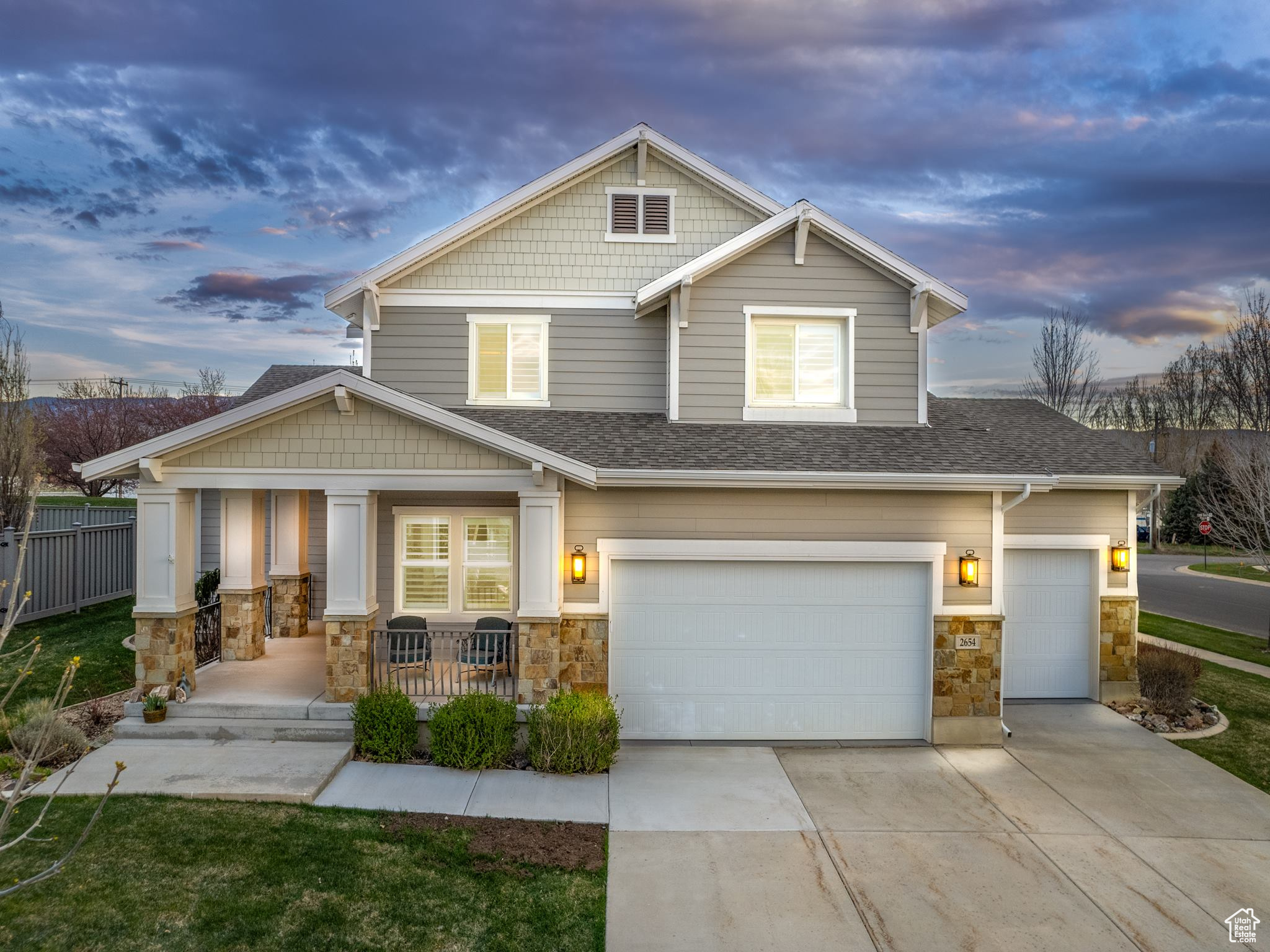 Warm bright and beautiful home in picturesque Heber City. This home has it all - Vaulted ceiling, expansive floor plan, main floor primary bedroom, jetted tub, and massive walk-in closet. Stunning kitchen complete with gas range, double oven, stainless appliances. Inviting fireplace in large open great room, large covered deck complete with hot tub. Fully finished basement with plenty of space for entertaining and storage. So many extras throughout, a few of which include, two water heaters, central vacuum, Hunter Douglas blinds (remote controlled, power blinds), plantation shutters, Trim light select lighting installed for any occasion. Jumbo sized three car garage. HOA takes care of snow removal, light weeding, aerating, and mowing giving you plenty of time to enjoy the many amenities located close by like private playground, community biking/ hiking trails, world class ski/snowboard resort, Deer Creek and Jordanelle reservoirs and of course fly fishing on the Provo River. Furniture is negotiable.