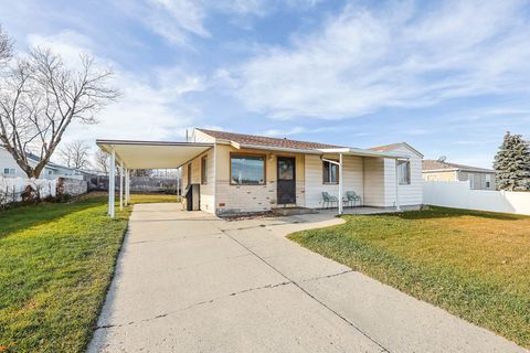 Tiny photo for 5236 S 4620 W, Salt Lake City, UT 84118 (MLS # 2127248)
