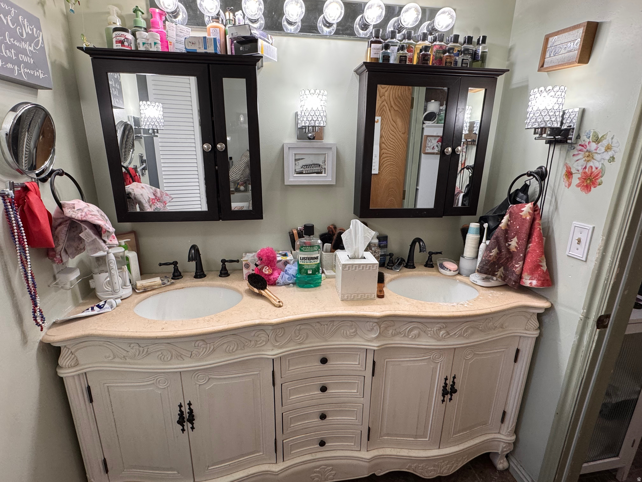 WHITE BARN - Residential Income