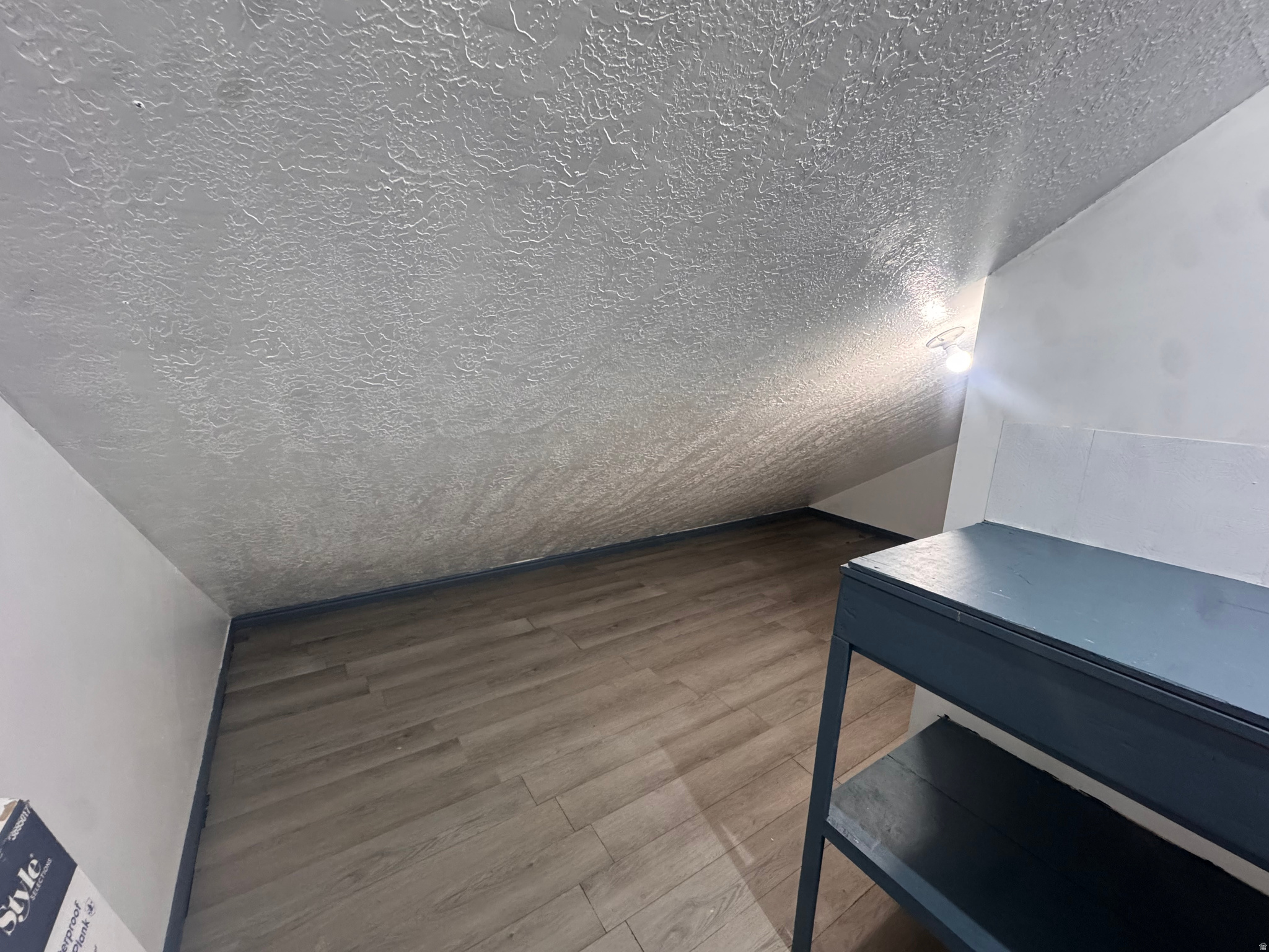 WHITE BARN - Residential Income