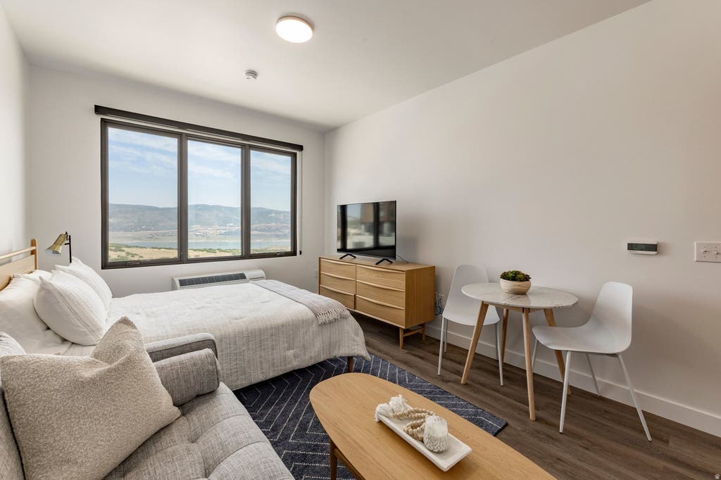 Photo of 2303 DEER HOLLOW RD #2212, Park City, UT 84060 (MLS # 2177484)