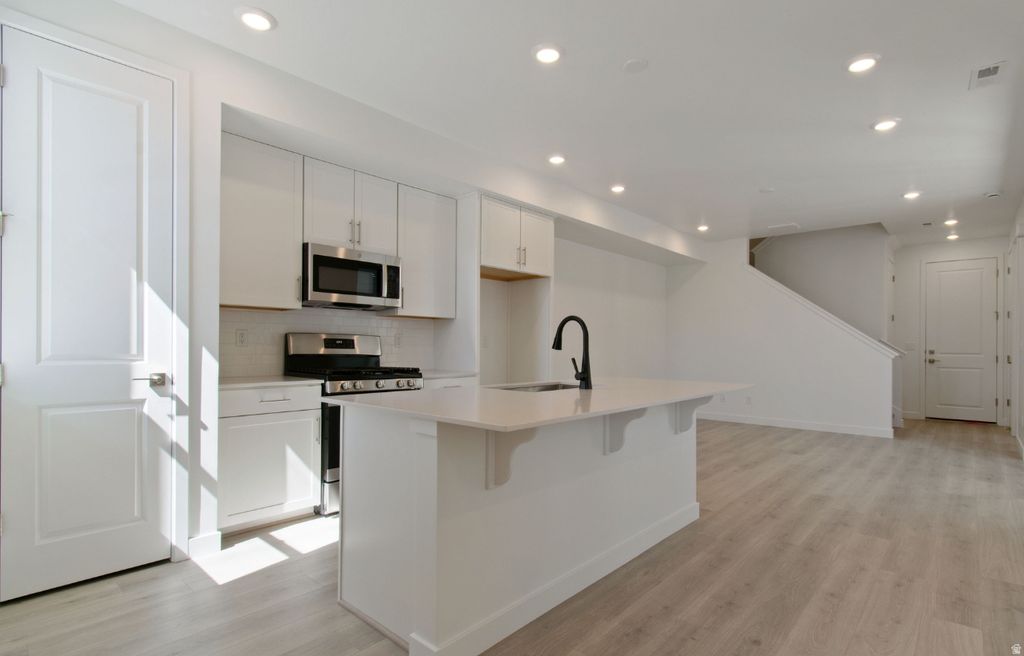 Photo of 6357 W PYRAMID PEAK LN #118, Herriman, UT 84096 (MLS # 2156239)