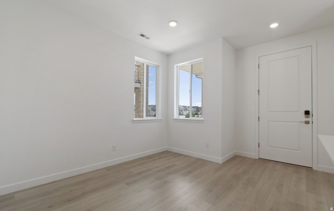 RICHMOND AMERICAN HOMES - Residential