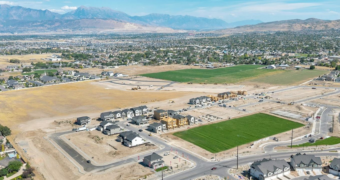 RICHMOND AMERICAN HOMES - Residential