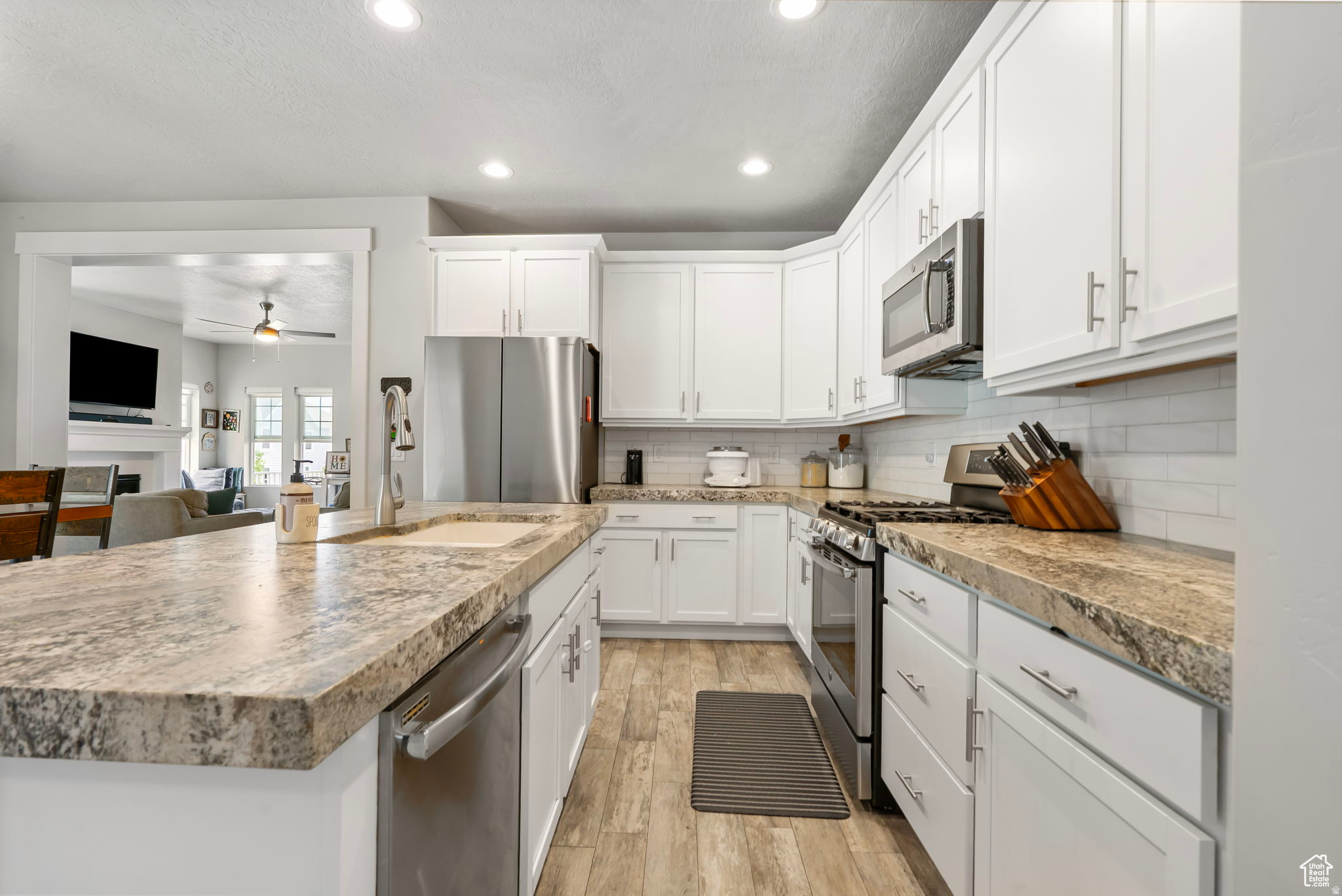 KENNECOTT - Residential