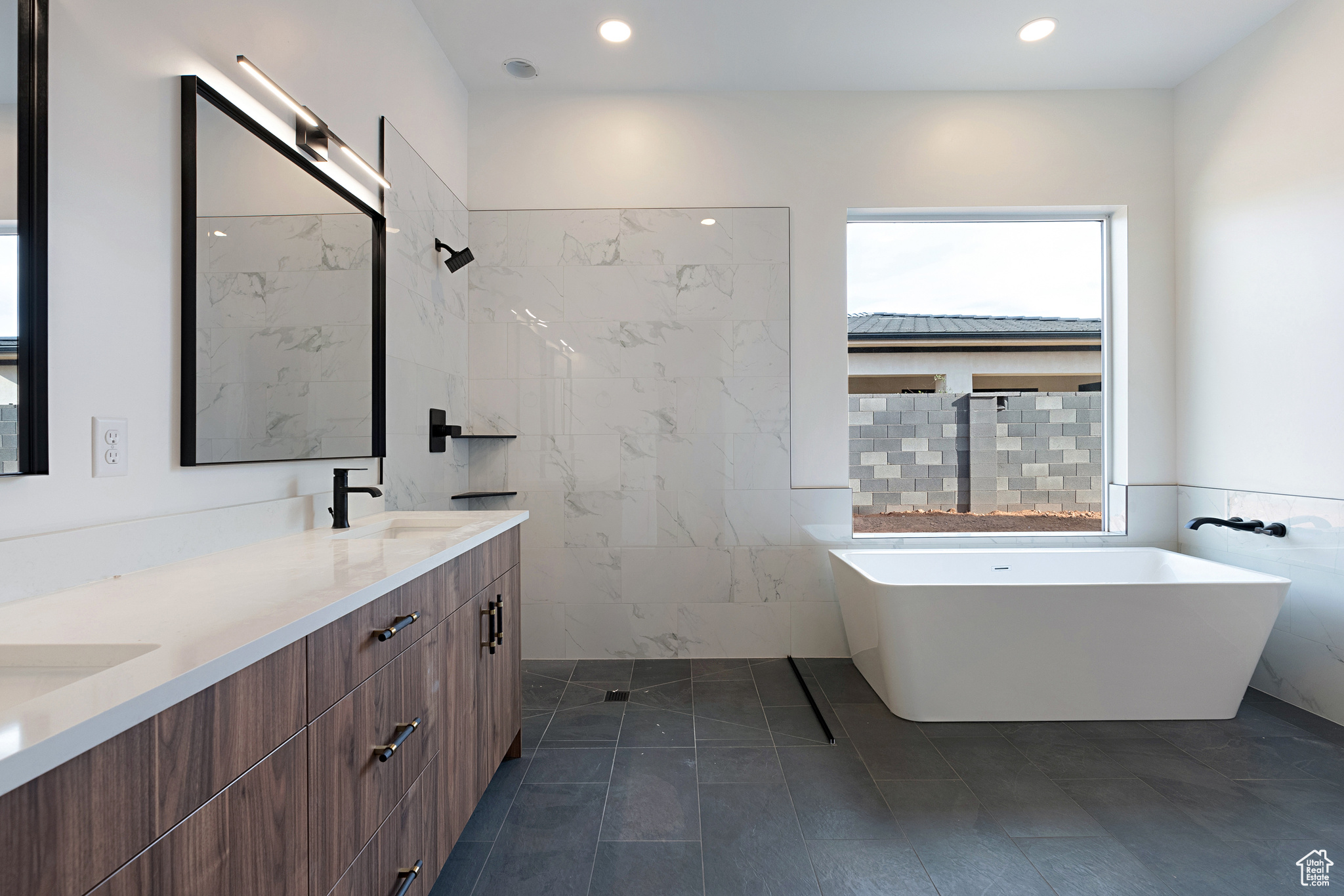 NORTH SLOPE AT COPPER ROCK PH 1 - Residential