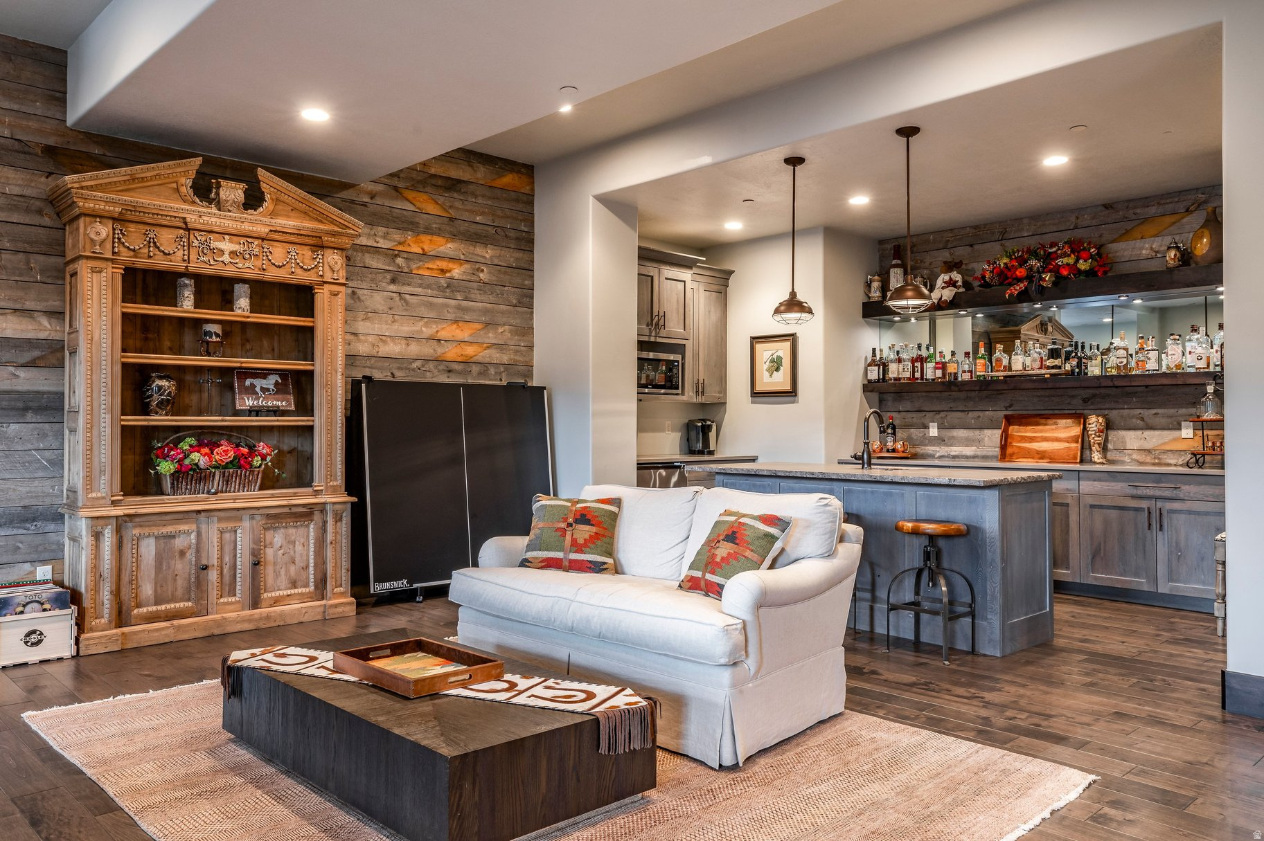 WOODS OF PARLEYS LANE - Residential