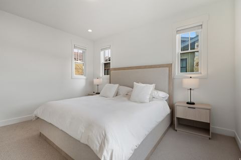 Tiny photo for 11687 N SHORELINE DR, Hideout, UT 84036 (MLS # 2125854)