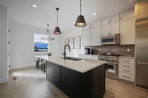 Tiny photo for 11687 N SHORELINE DR, Hideout, UT 84036 (MLS # 2125854)