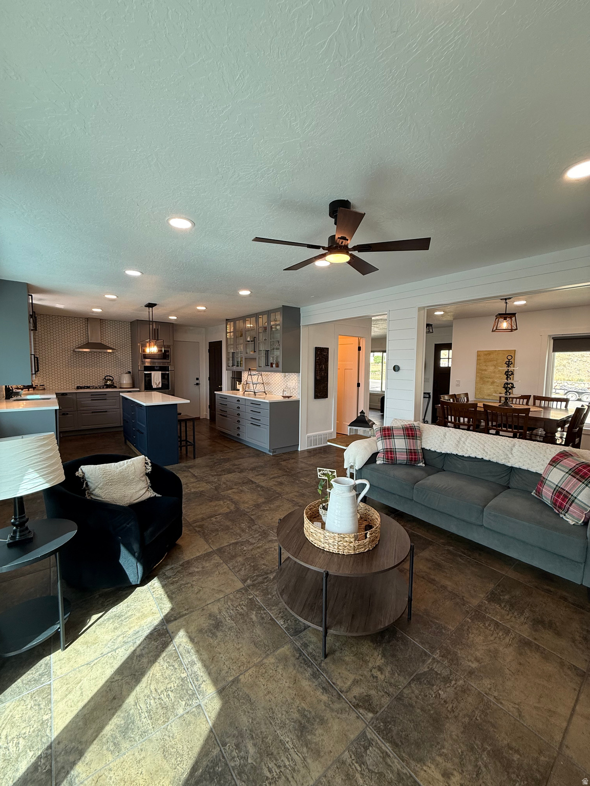 SPRINGVILLE HEIGHTS - Residential