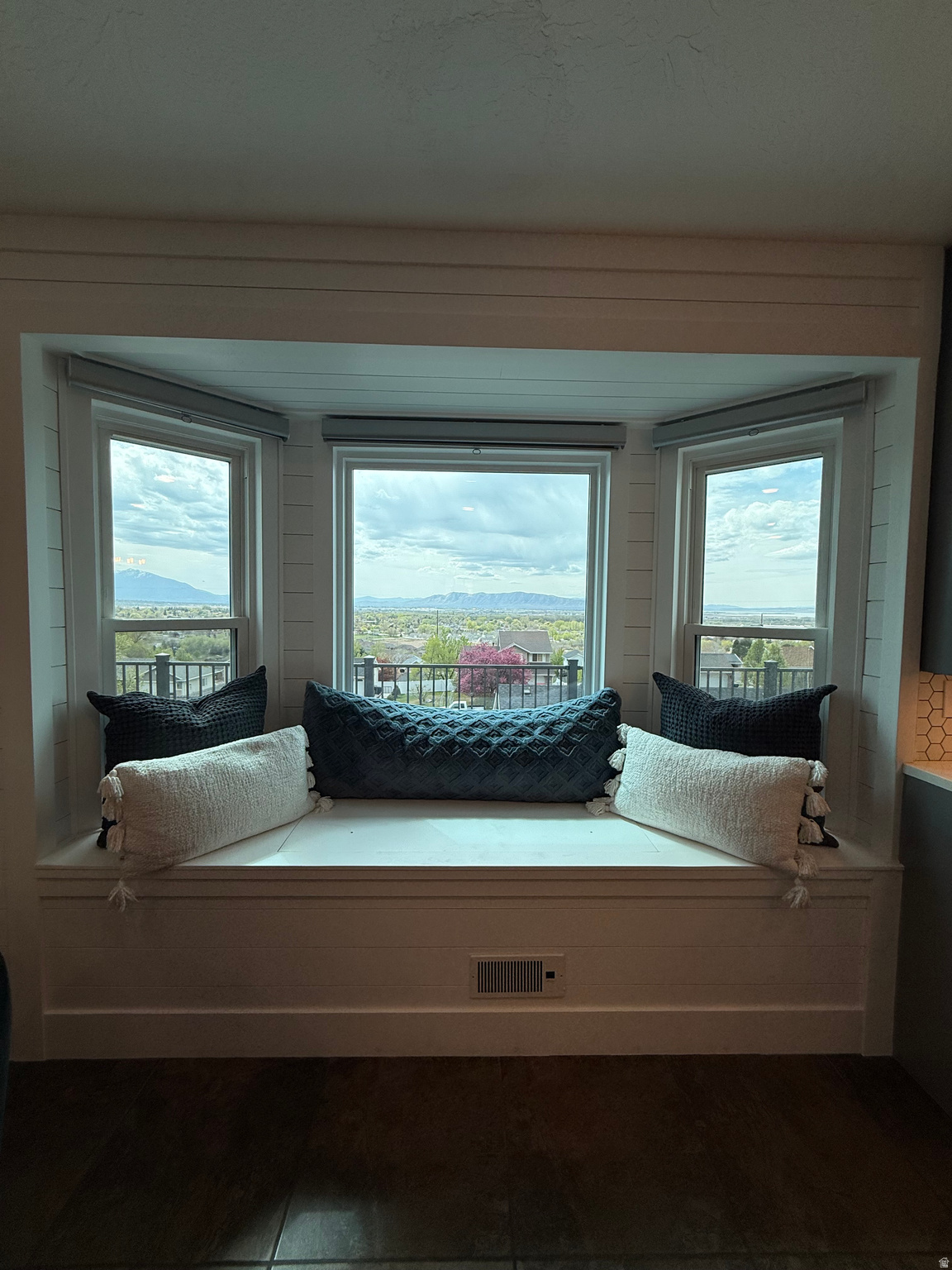 SPRINGVILLE HEIGHTS - Residential