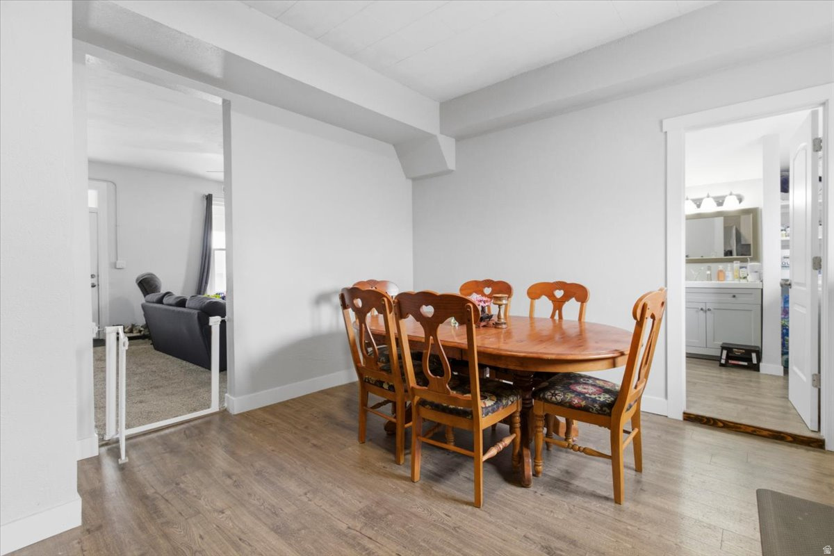 MORONI - Residential