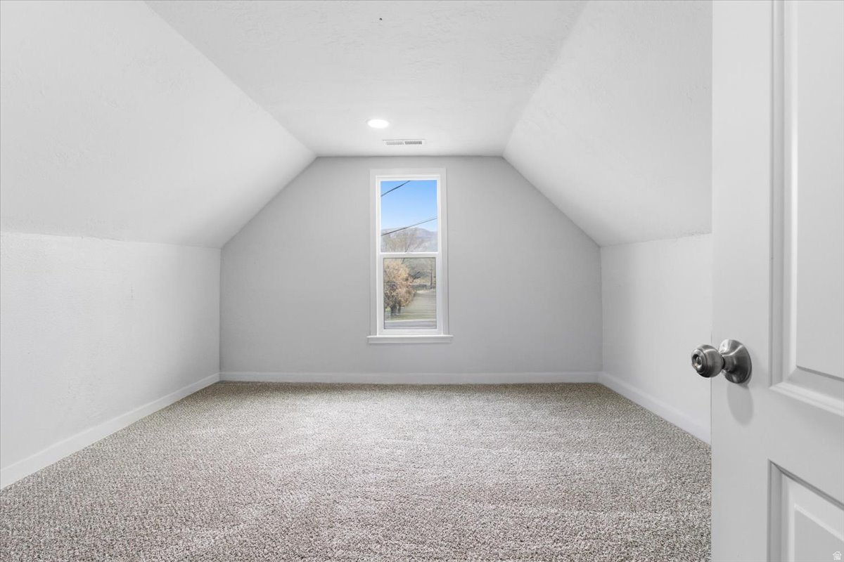 MORONI - Residential