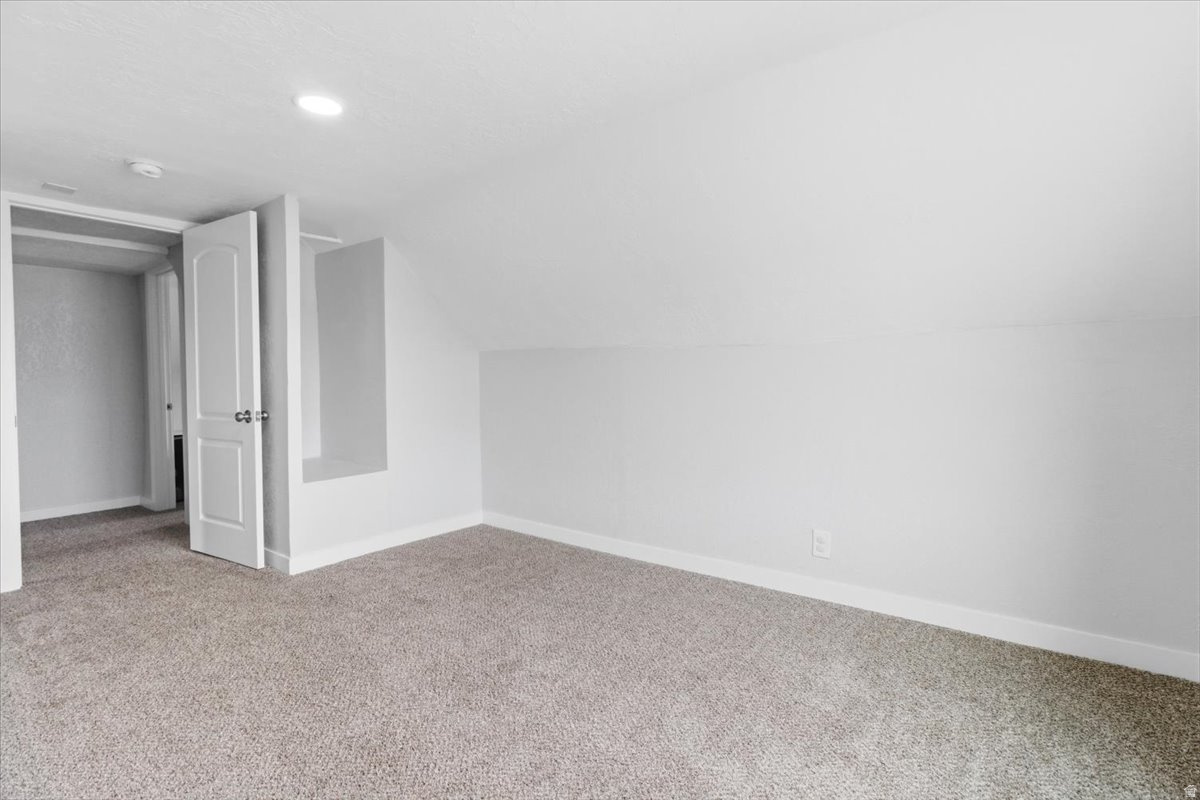 MORONI - Residential