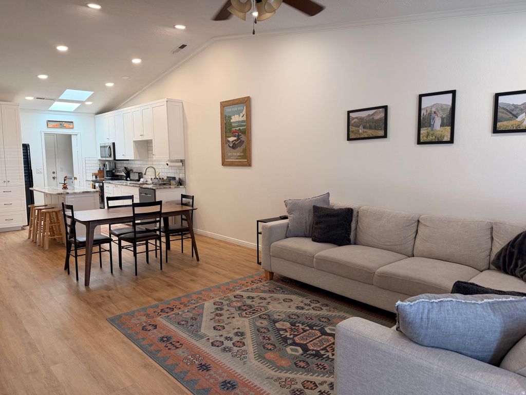 Photo of 1050 E 1050 E 500 S #8, Saint George, UT 84790 (MLS # 2141992)