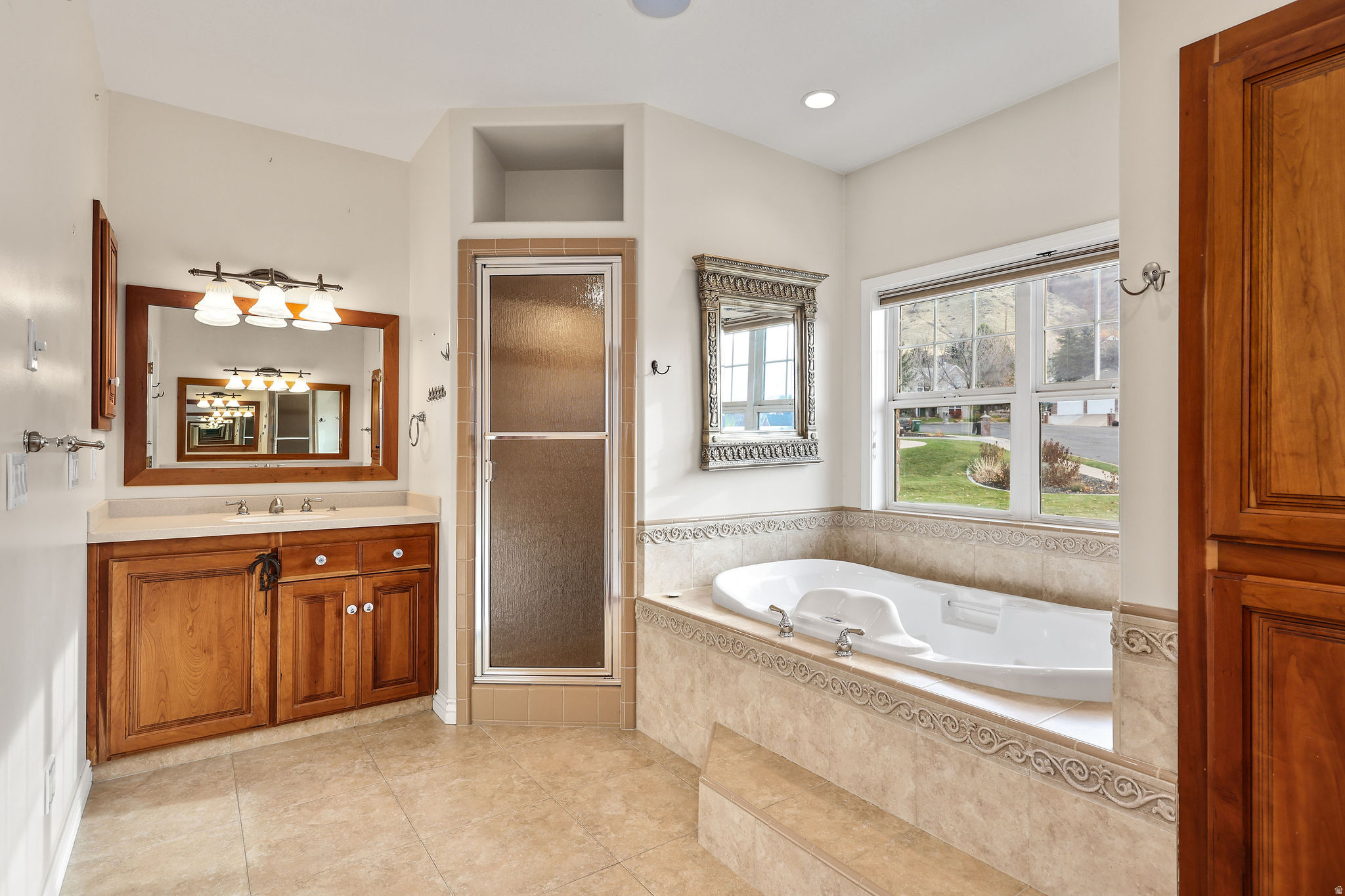 FOX RIDGE - Residential