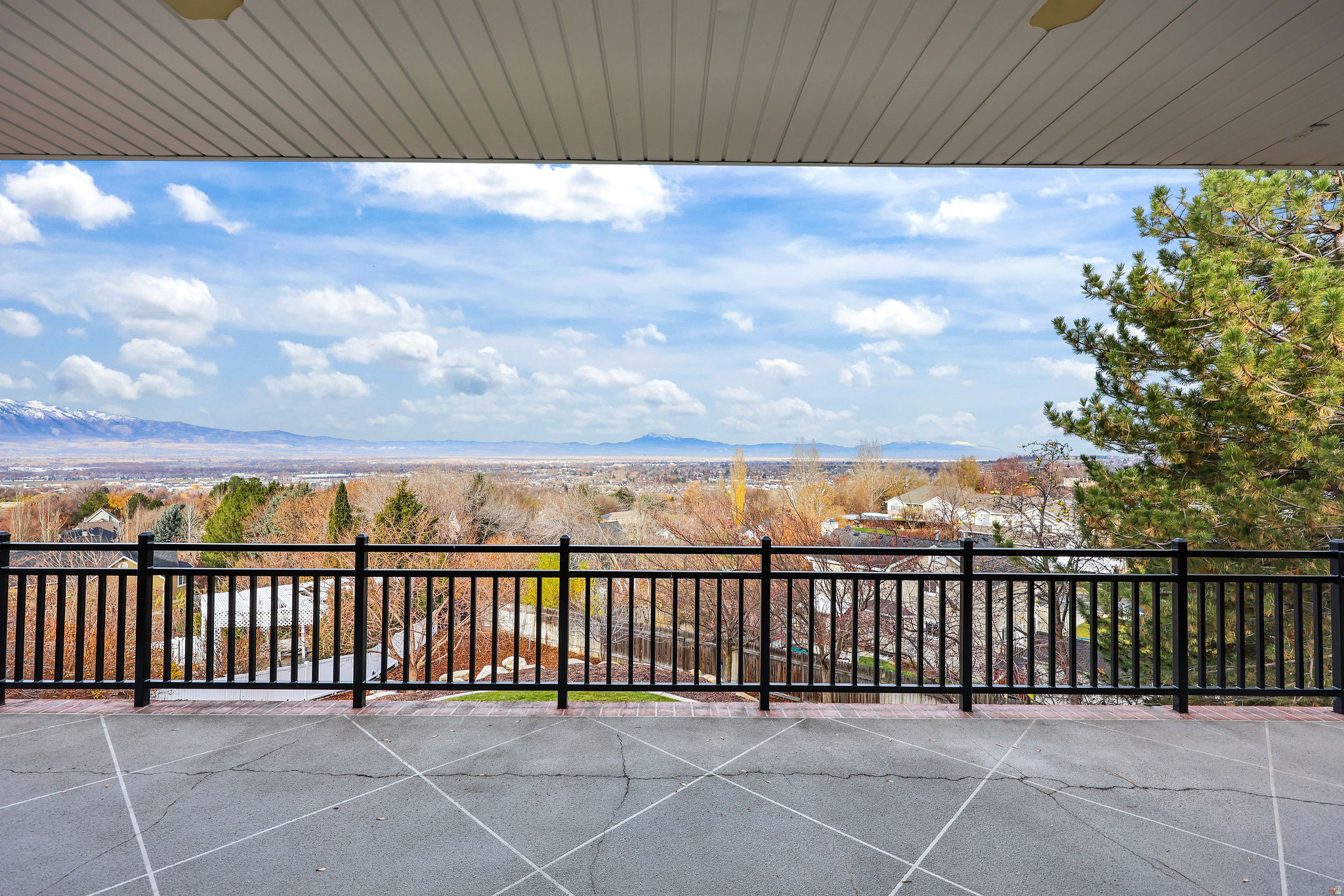 FOX RIDGE - Residential