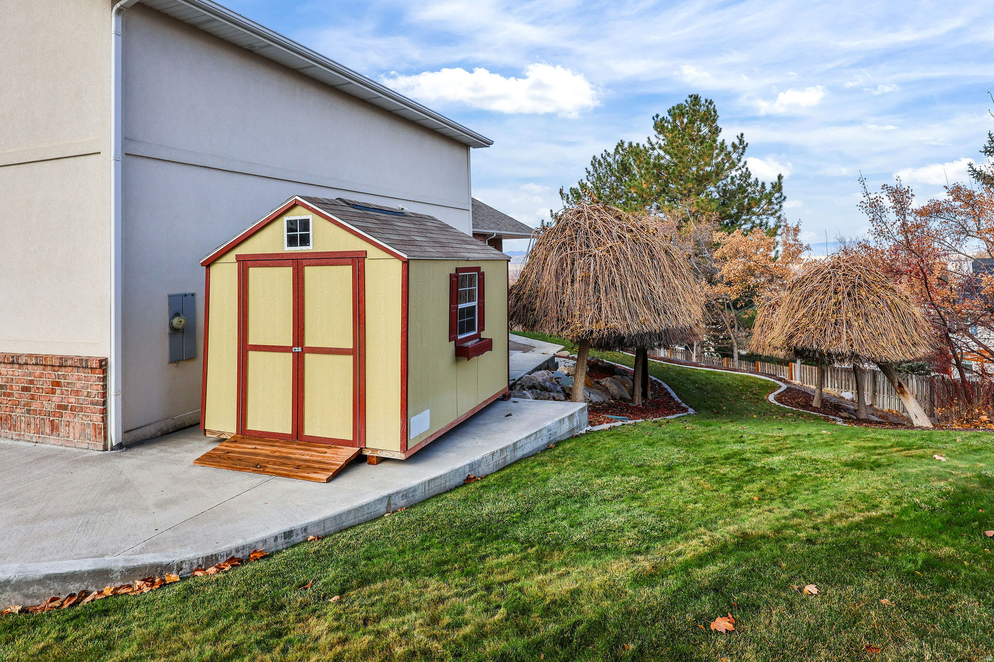 FOX RIDGE - Residential