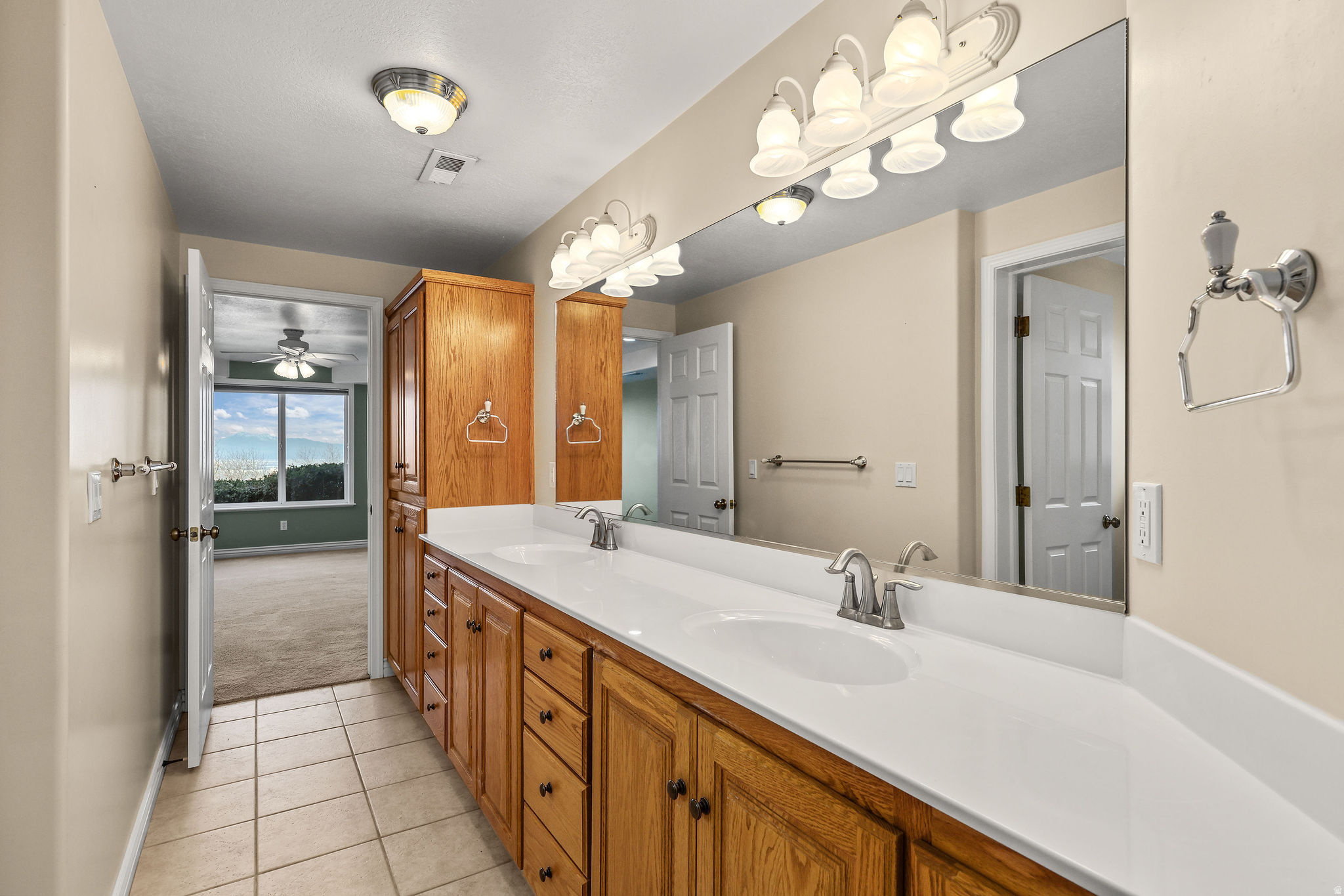 FOX RIDGE - Residential