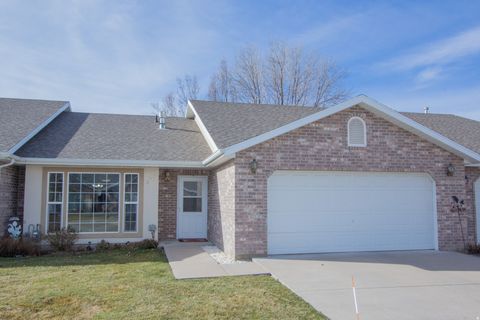 289 N MOUNTAIN VIEW LN Providence UT 84332