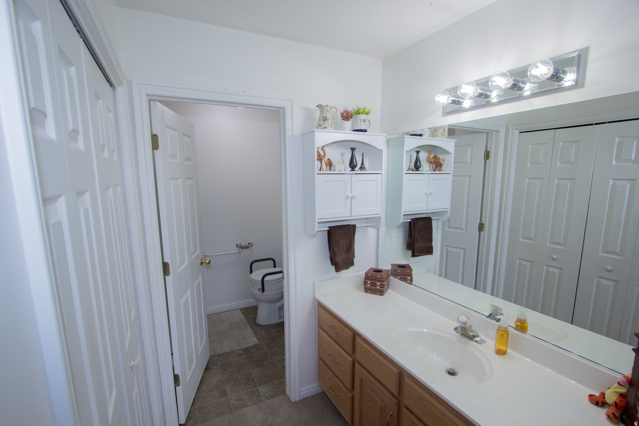 MOUNTAIN VIEW RETIREMENT COMMUNITY - Residential Income