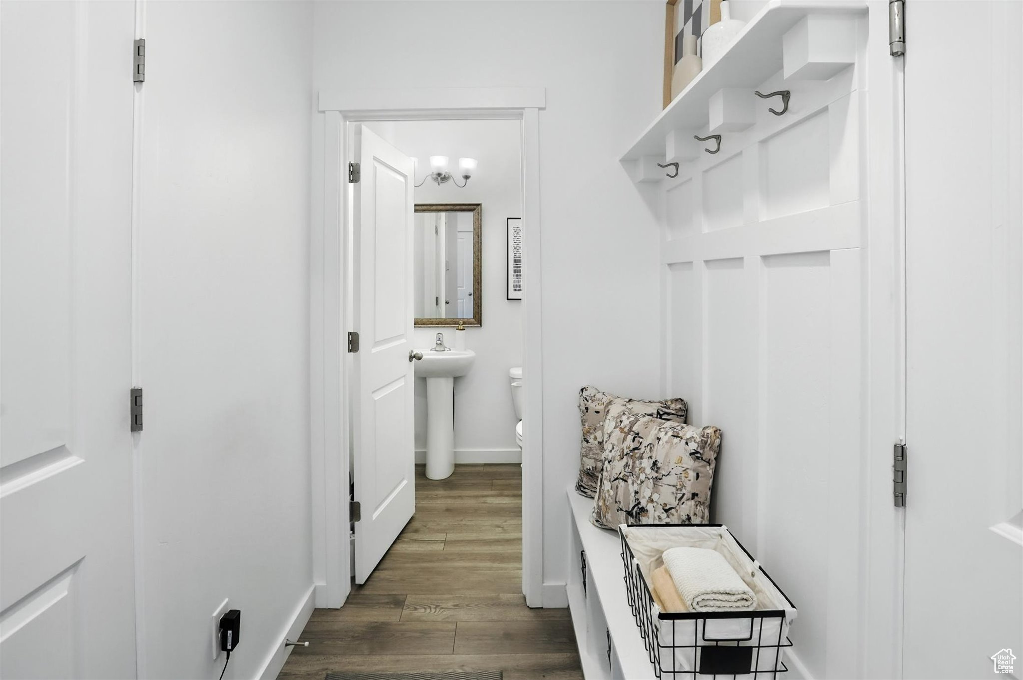 FOOTHILL VILLAGE - Residential