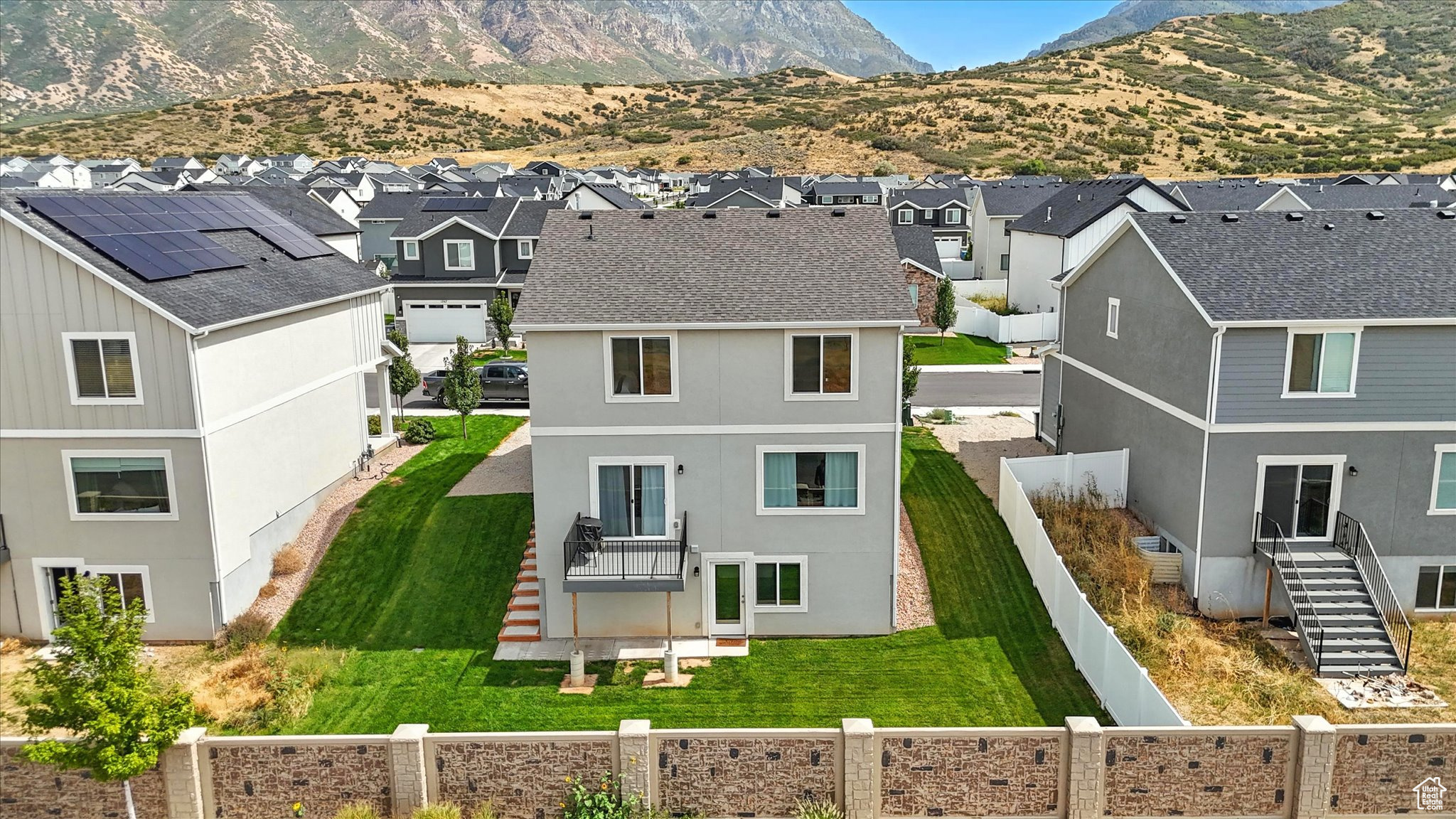 FOOTHILL VILLAGE - Residential