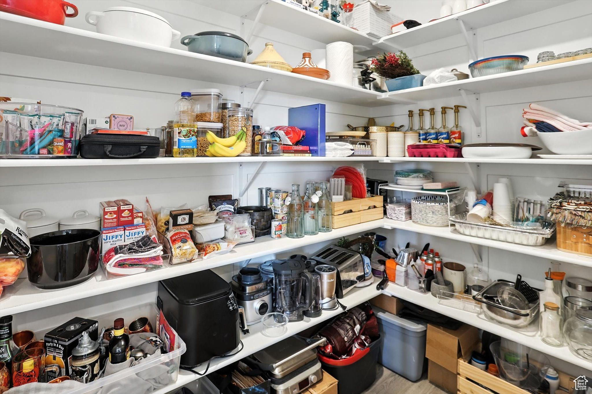 FOOTHILL VILLAGE - Residential