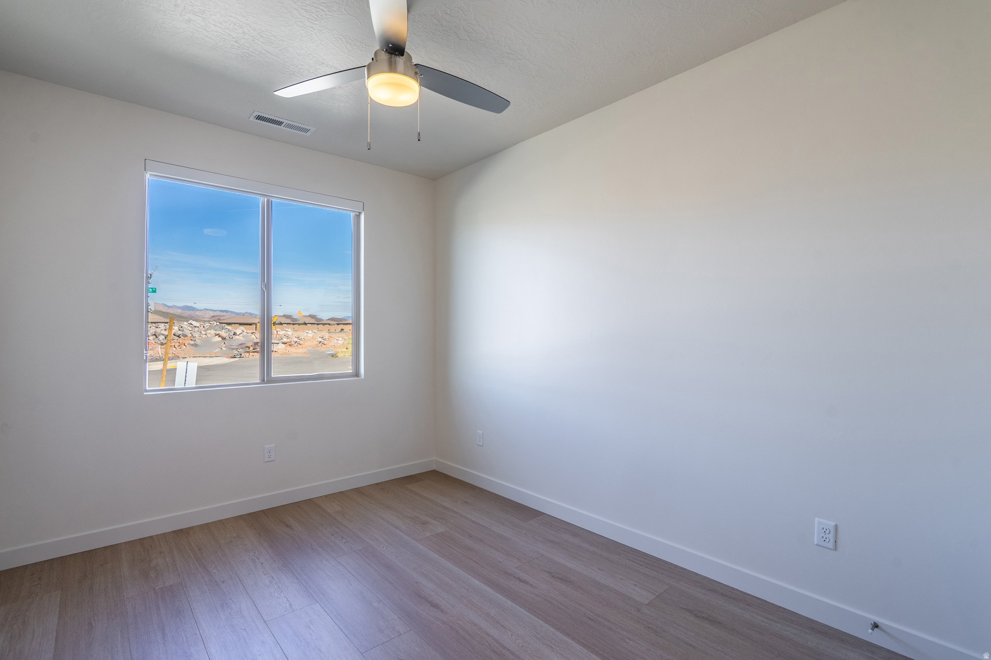 SKY VIEW - Residential Income