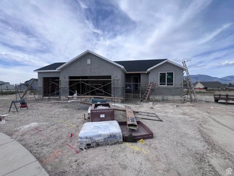 Photo of 2349 E SEGO LILIY DR, Eagle Mountain, UT 84005 (MLS # 2111784)